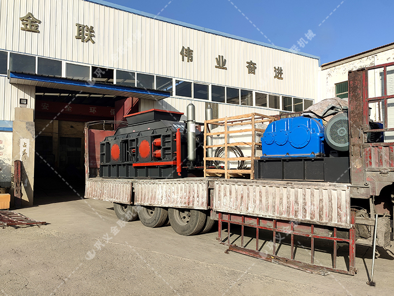 2PGY1500x1000型液压对辊深夜在线免费观看发往云南昆明