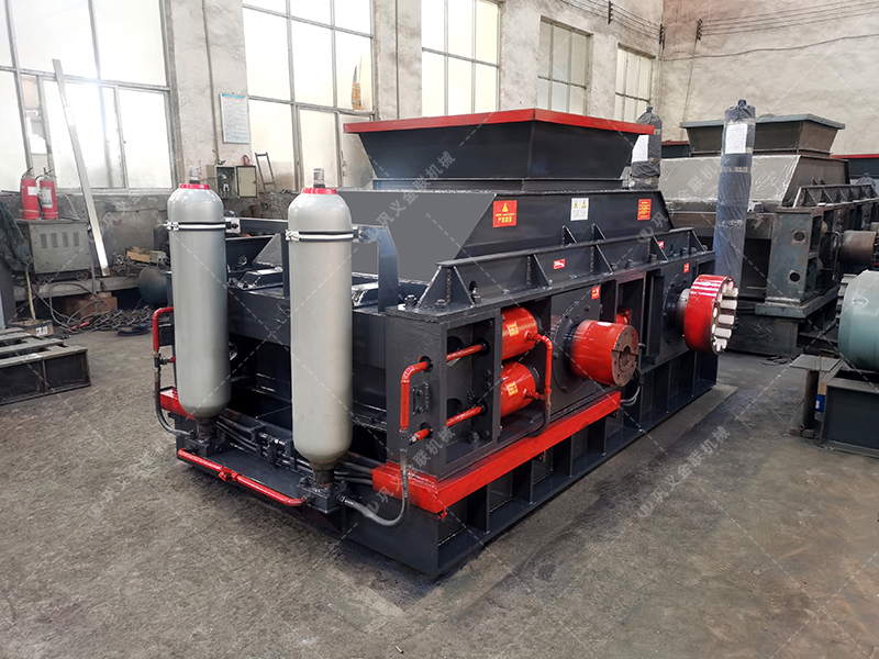 建筑用砂配置的液压对辊深夜黄色福利多少钱一台？