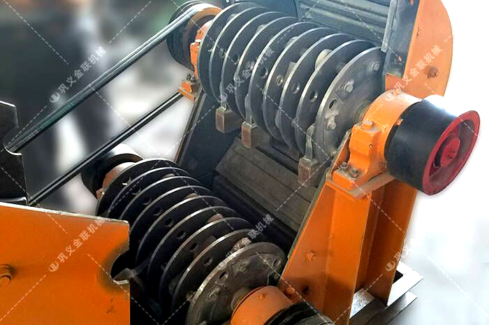 双级粉碎机-双级无筛底粉碎机-小型双级深夜在线免费观看-工作原理-图片-视频及型号参数