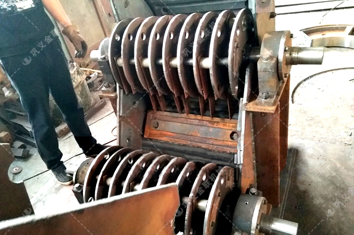 双级粉碎机-双级无筛底粉碎机-小型双级深夜在线免费观看-工作原理-图片-视频及型号参数