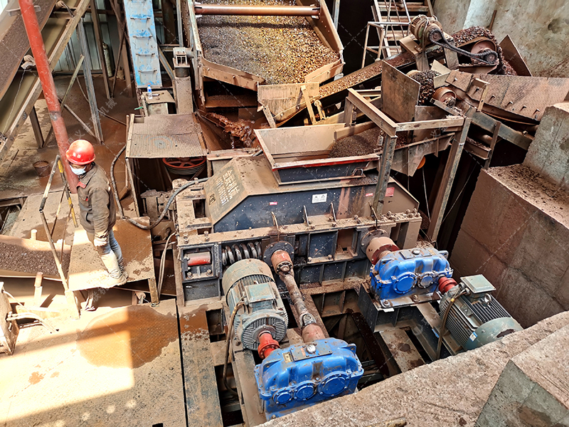 如何从网上找到好的对辊深夜黄色福利品牌厂家？