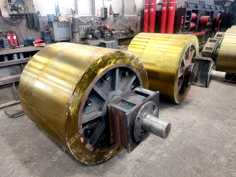 传统制砂痛点频出，液压对辊深夜黄色福利提供怎样的“一站式”解决方案？